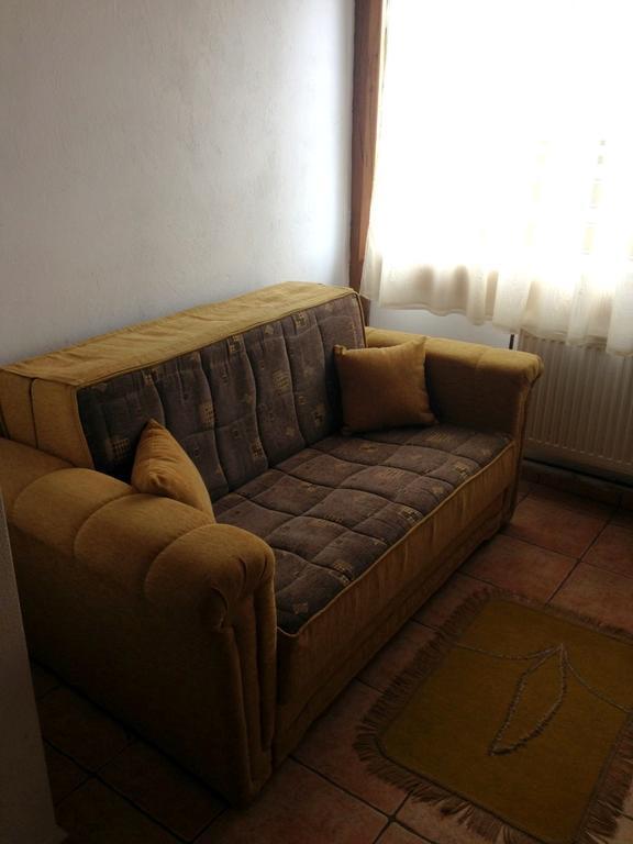 Hotel Pri Chakara Arbanasi Bagian luar foto