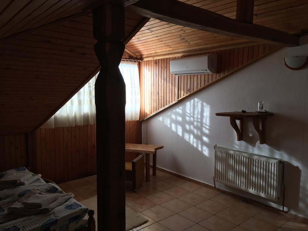 Hotel Pri Chakara Arbanasi Bagian luar foto