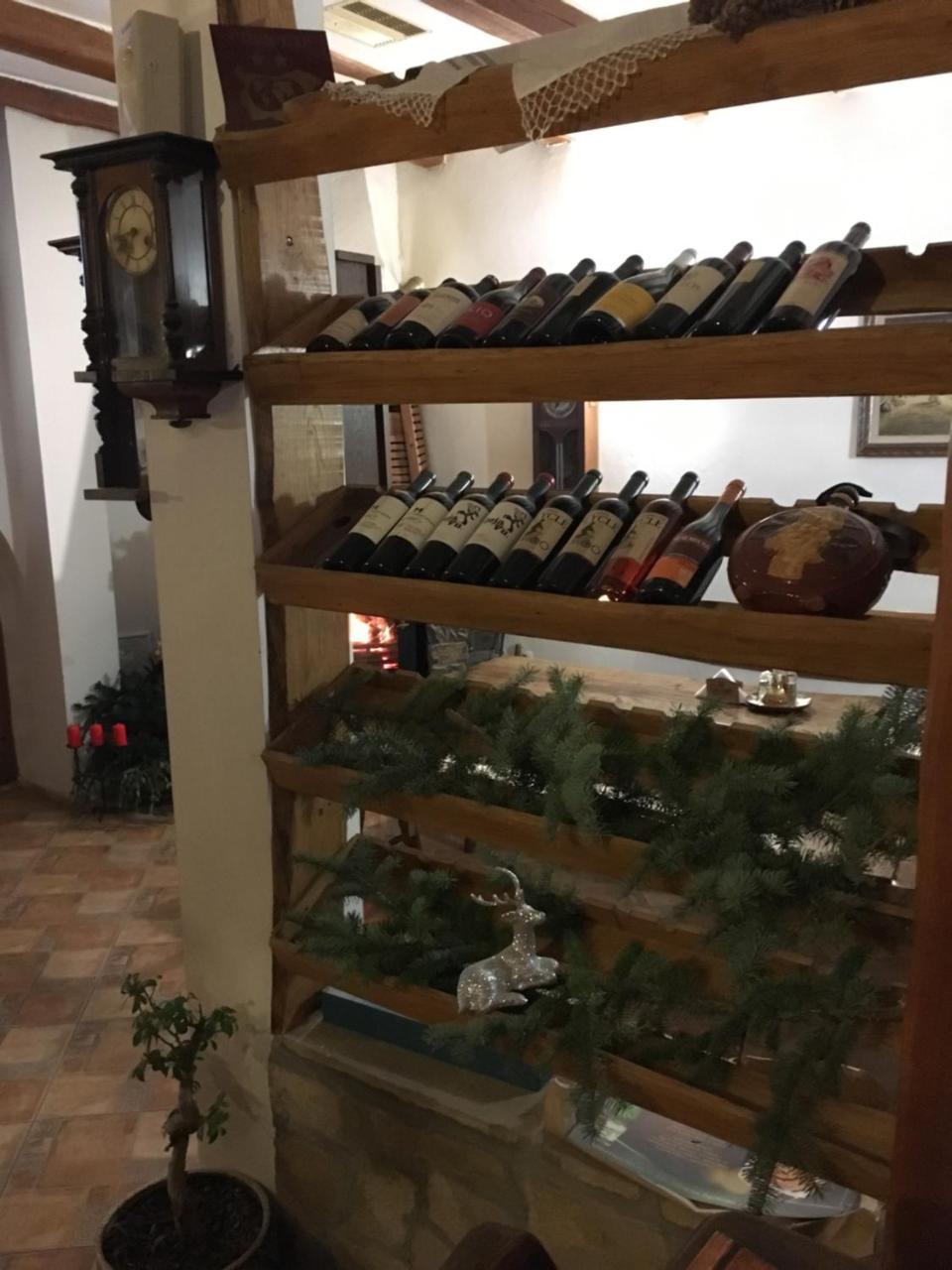 Hotel Pri Chakara Arbanasi Bagian luar foto