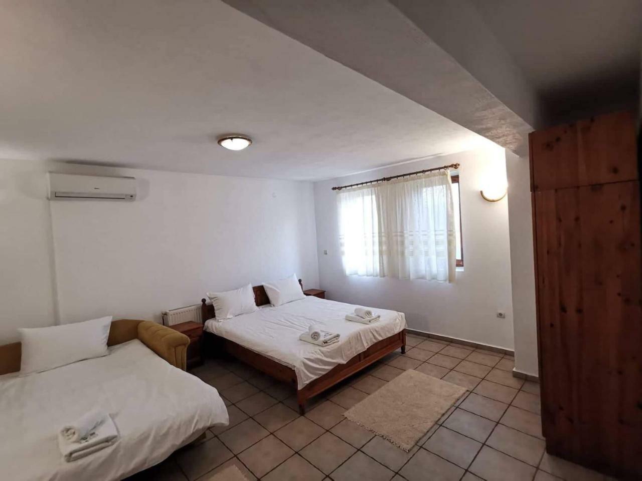 Hotel Pri Chakara Arbanasi Bagian luar foto