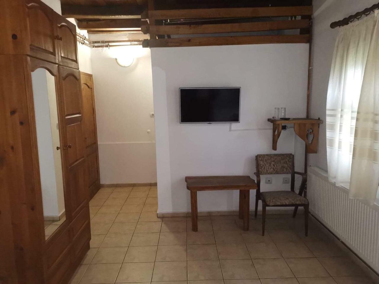 Hotel Pri Chakara Arbanasi Bagian luar foto